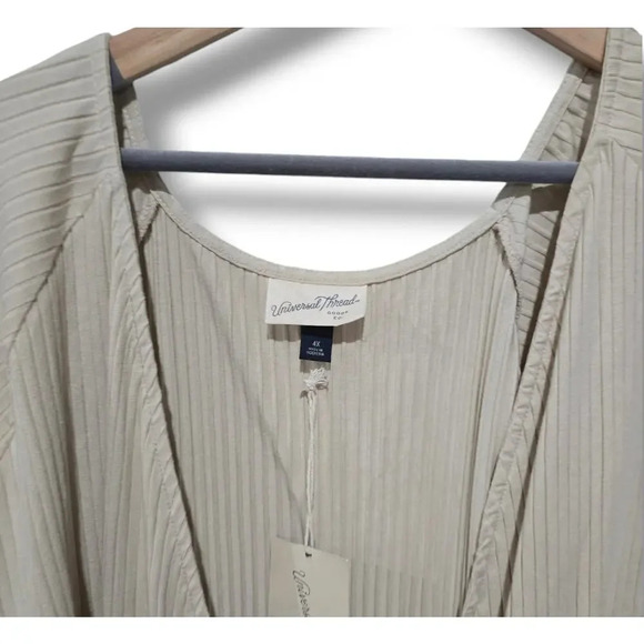 Universal Thread Women's Plus Size cream ribbed long sleeves front wrap blouse - Picture 4 of 6